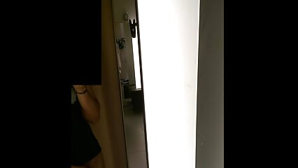 Une histoire de plage avec une belle fille qui s'est fait finir femmes matures russes sur les seins par un inconnu sur le rivage
