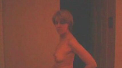 Voici une autre blonde finie à l'intérieur. Au bout d'un moment, elle ne saura sexe amateur gratuit mature plus à qui demander un vol
