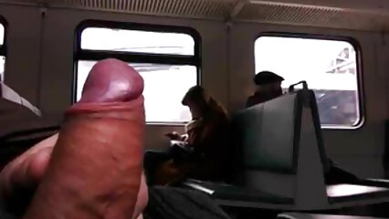 Un mec maigre filme du sexe amateur avec son ex mature tres coquine