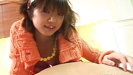 Un gamin de 18 ans met une bite dans sa bouche, toujours film xxx mature gratuit prêt à baiser ma chérie