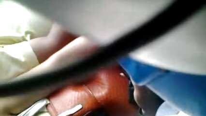Il essaie sa nouvelle fille en string noir avec une grosse bite video porno de femme mature