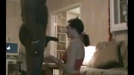 Un trio échangiste se souvient d'une blonde mature chaude avalant du sperme et du sexe anal