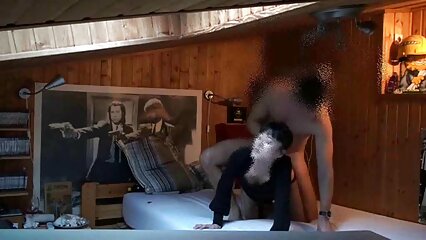 Manque de film porno lesbienne mature sommeil éternel d'un jeune amant du célèbre mannequin porno Elena Price