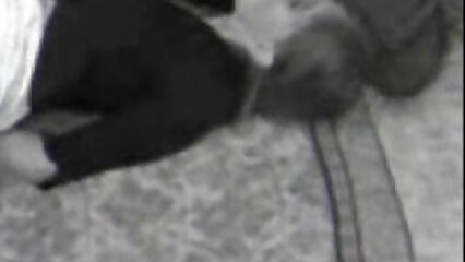 La blonde vieille mature sexy mature imputera sa trahison anale avec un voisin à une maladie nerveuse féminine